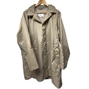Vintage London Fog Men’s Raincoat Trench Size Large Beige Packable Hood Light